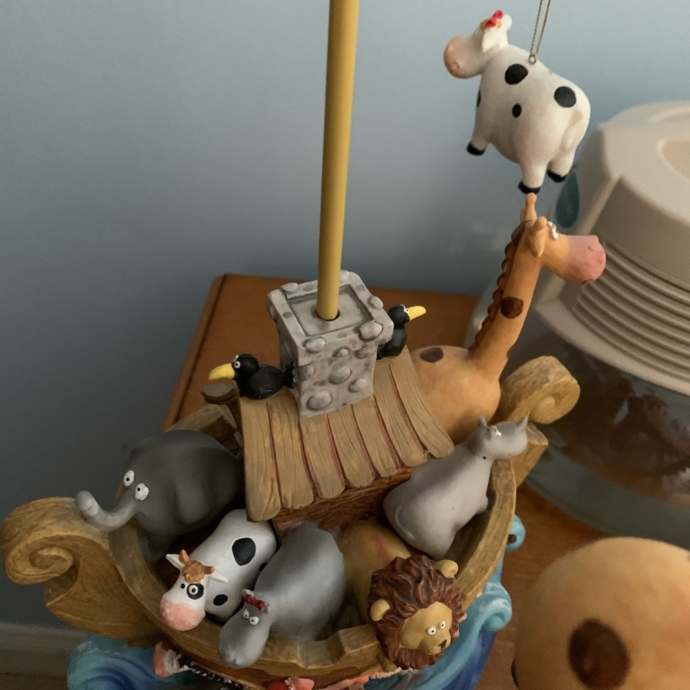 Noah’s Ark Decor - Picture 5 of 7